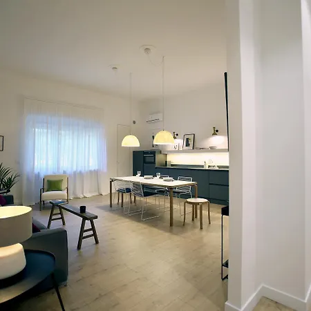 펜션 Francia Living *